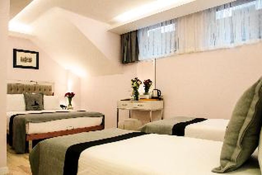 photo-0