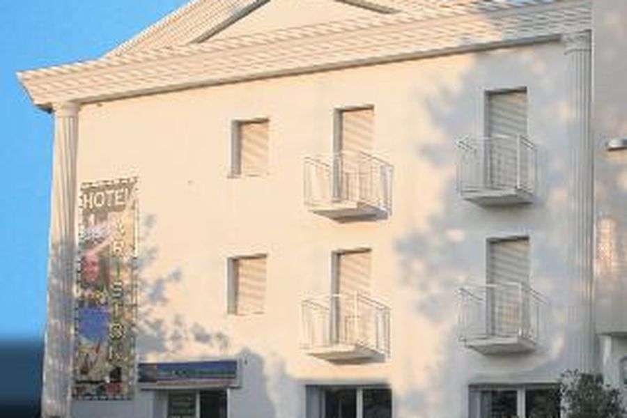 photo-1