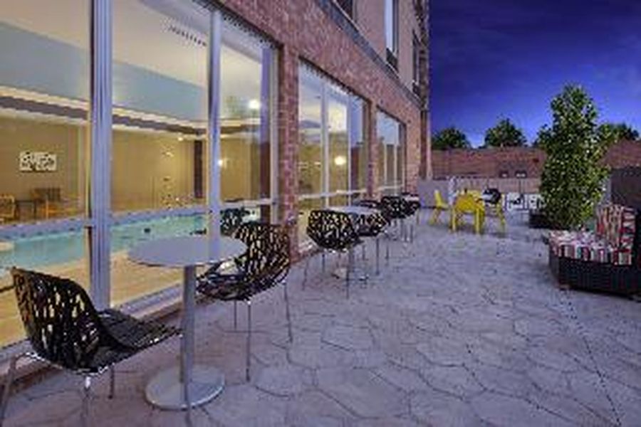 photo-1