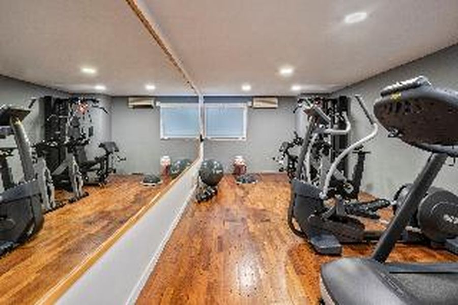 photo-1