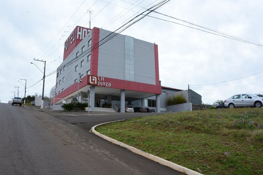 photo-0