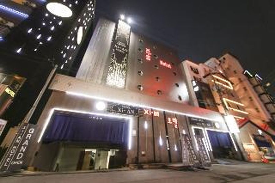 photo-1