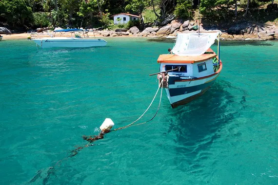 Passeio de barco em Ilhabela