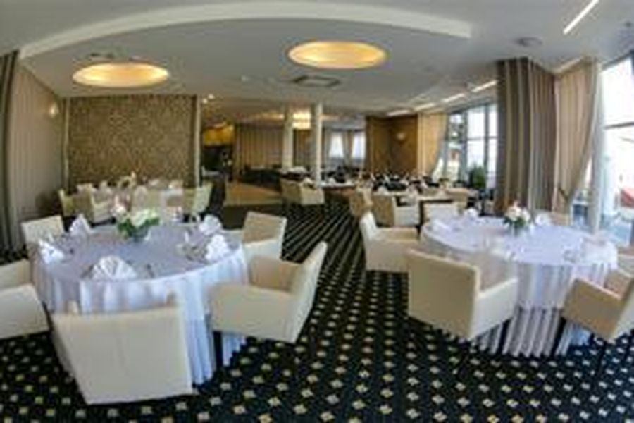 photo-1