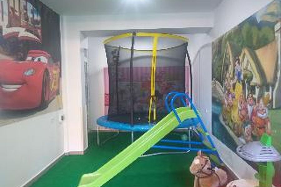 photo-0