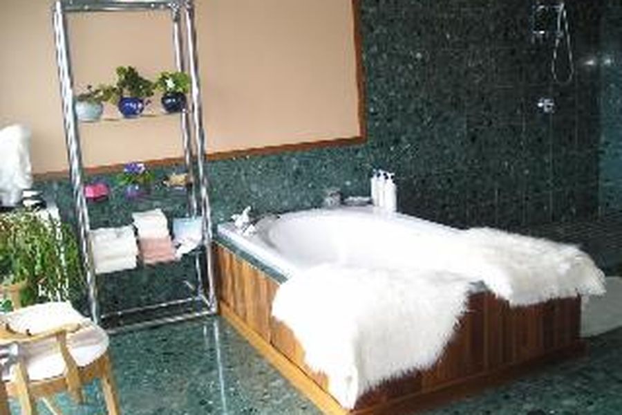 photo-0