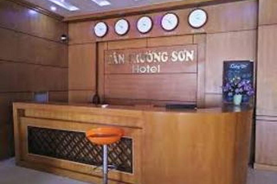 photo-0
