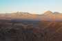 Paisagem sobre o vulcão Licancabur em Valle de la Luna - San Pedro de Atacama, Chile
