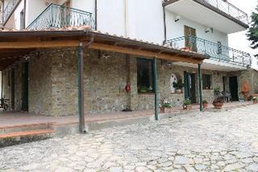 photo-1