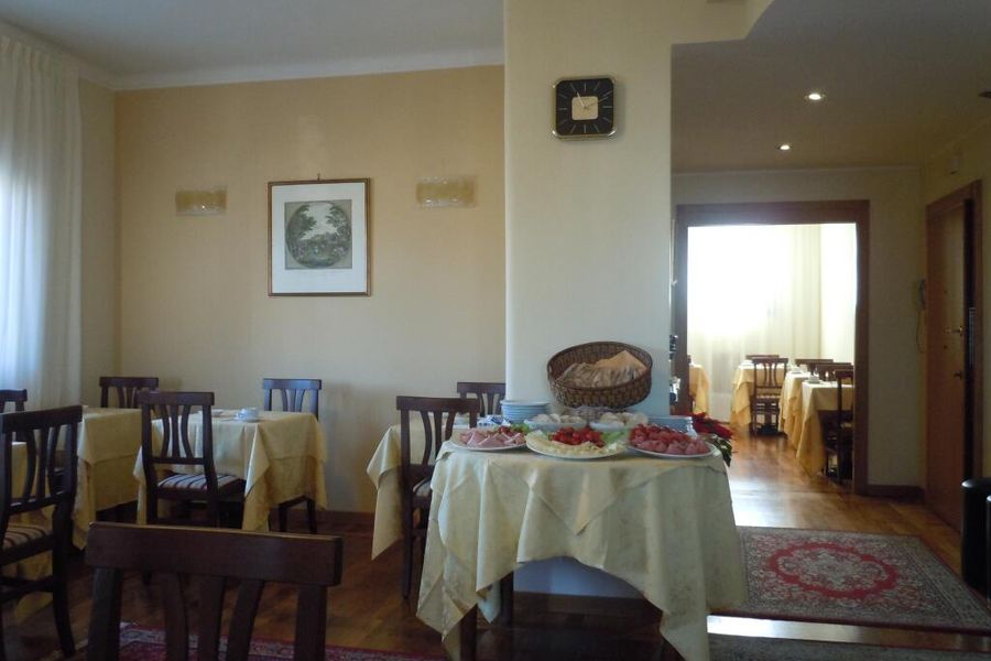 photo-1