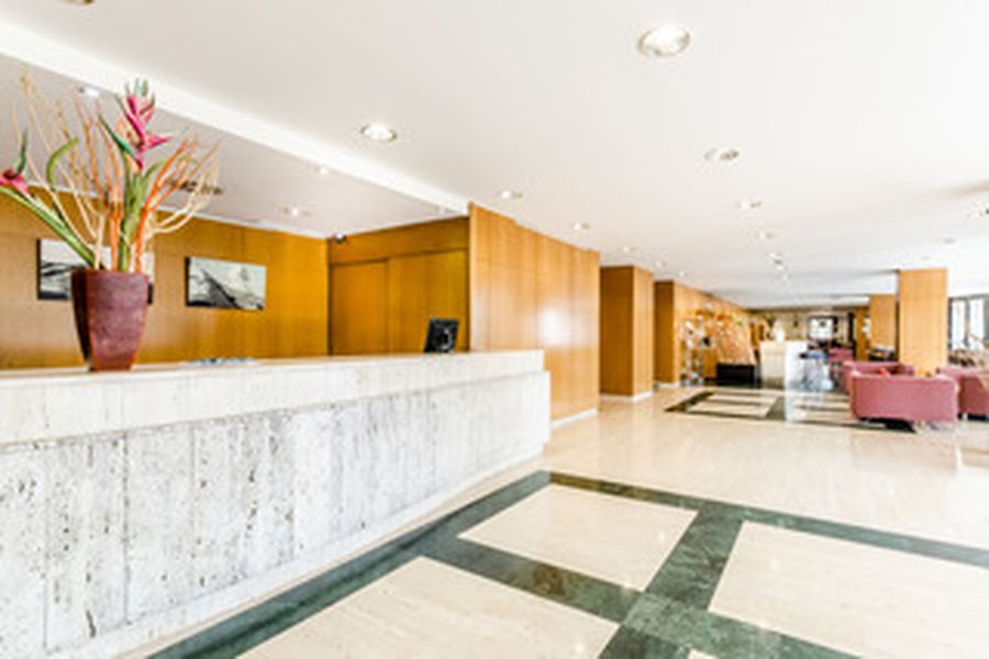 photo-0