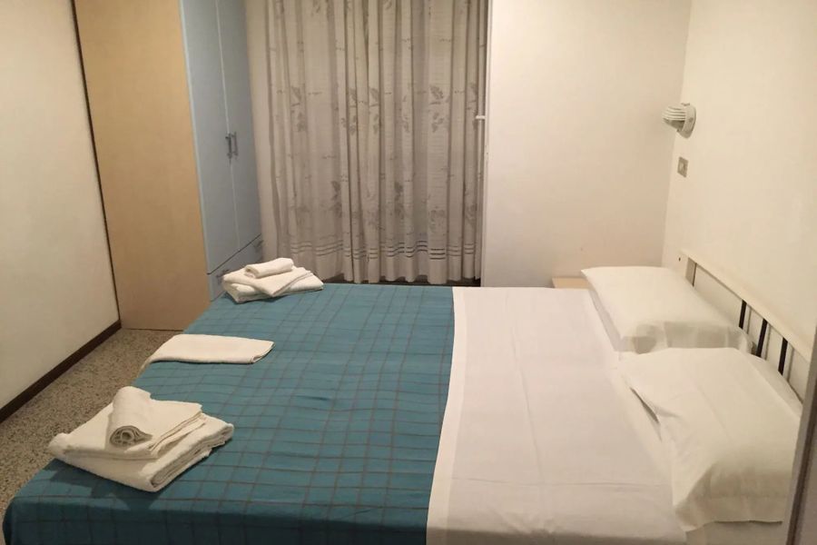 photo-1
