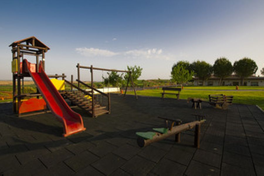 photo-0