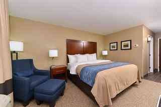 Comfort Inn Suites Mandan Bismarck None Hurb
