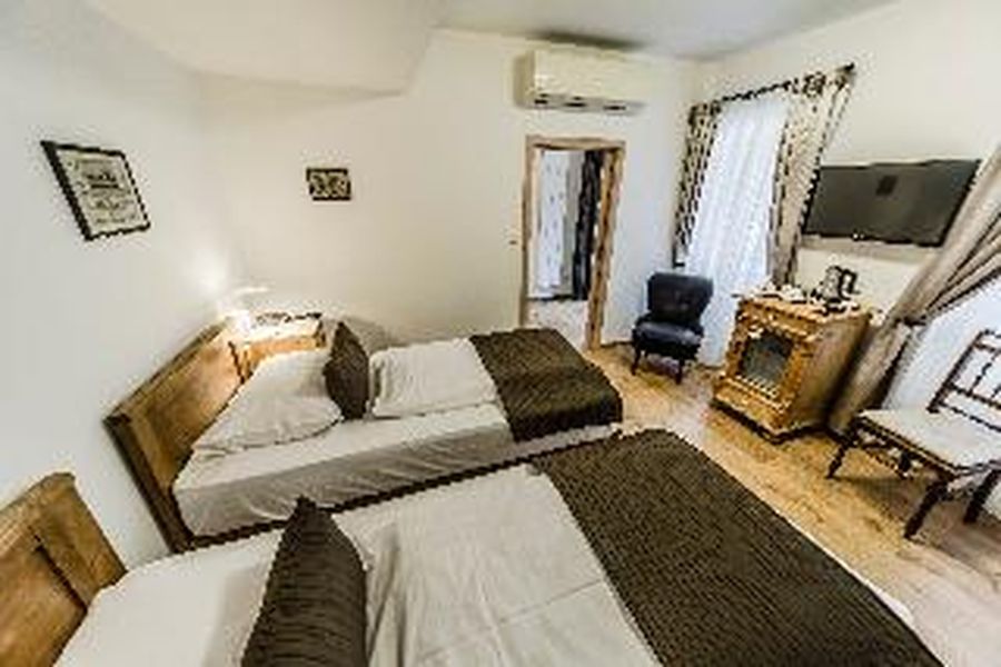 photo-1