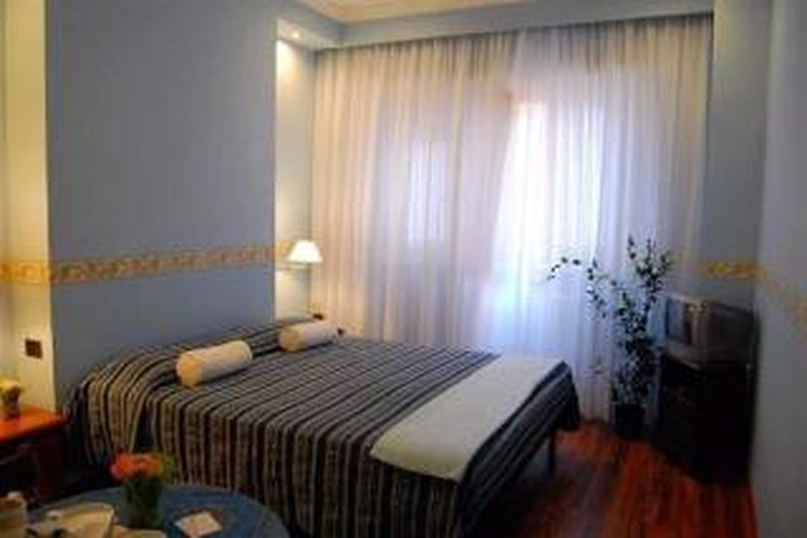 photo-0