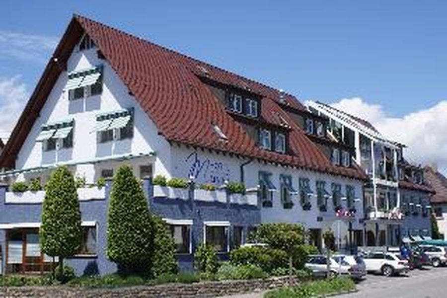 photo-0