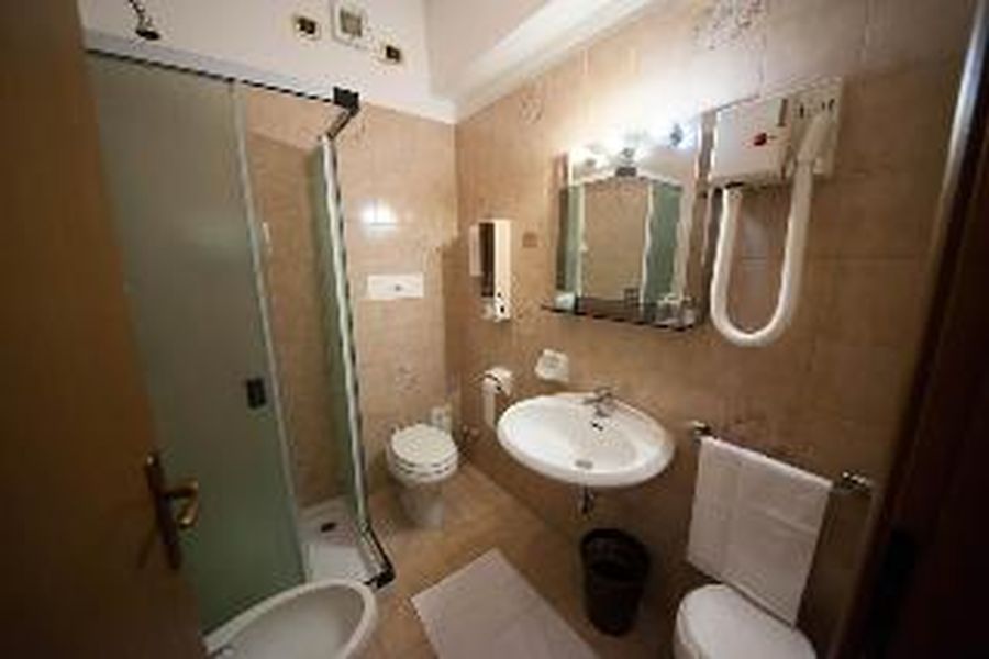 photo-1