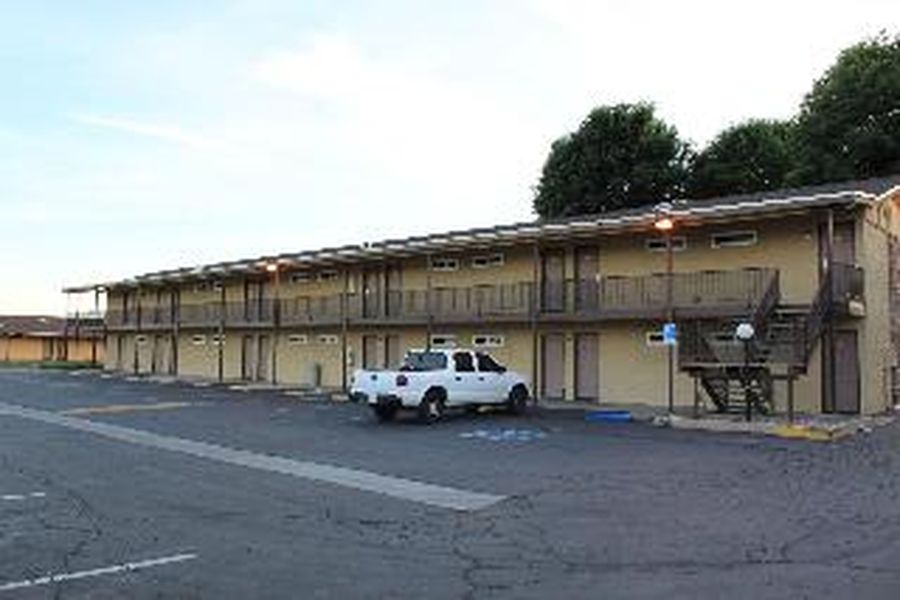 photo-1