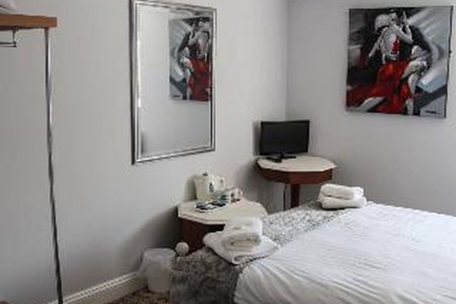 photo-0