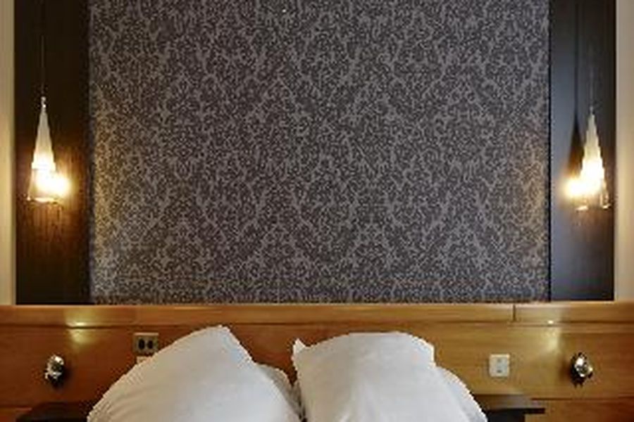 photo-1