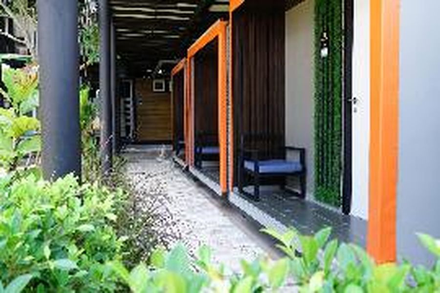 photo-0