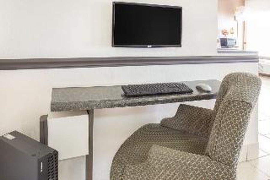 photo-1