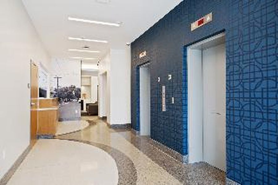 photo-1