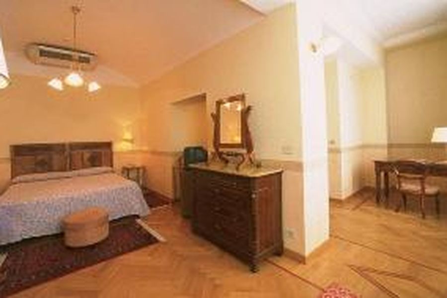 photo-1
